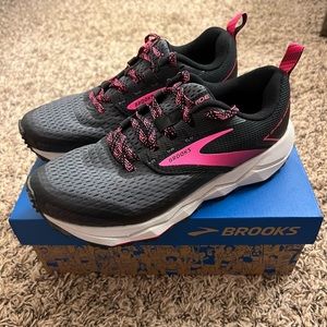 brooks running shoe